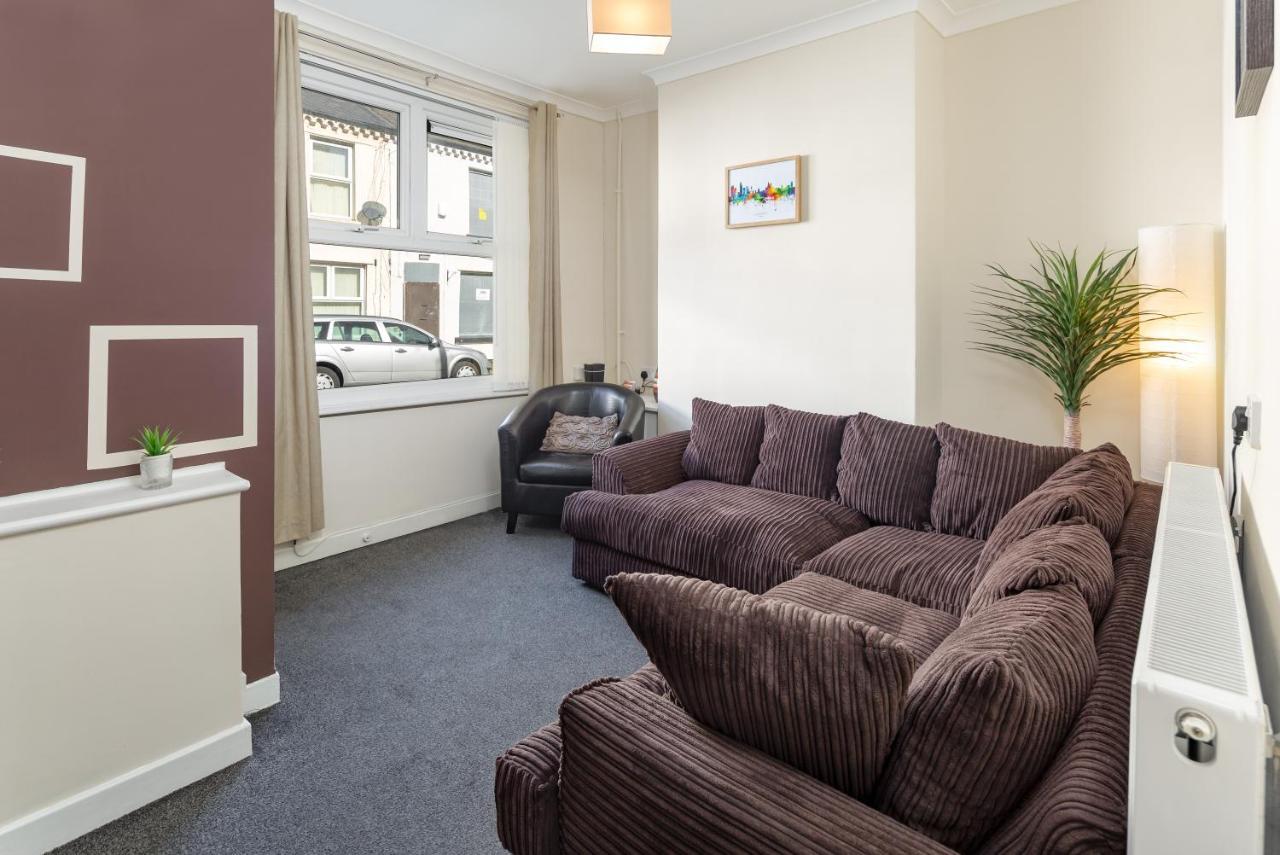 Cosy Anfield Guesthouse - Free Parking Liverpool Ngoại thất bức ảnh