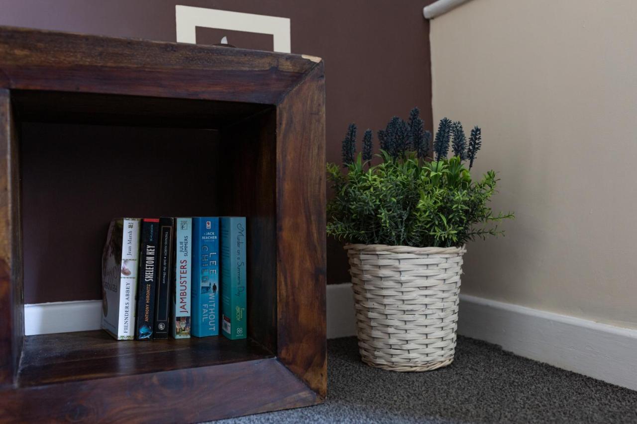 Cosy Anfield Guesthouse - Free Parking Liverpool Ngoại thất bức ảnh