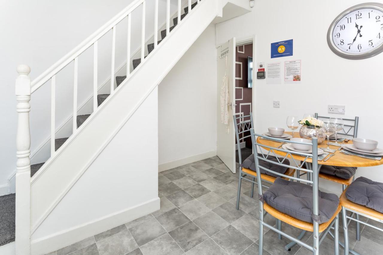 Cosy Anfield Guesthouse - Free Parking Liverpool Ngoại thất bức ảnh