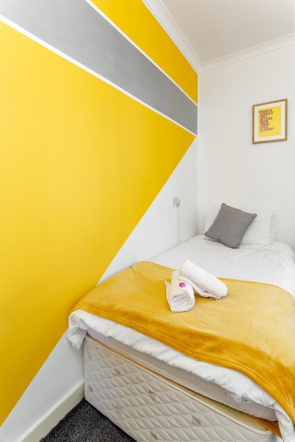 Cosy Anfield Guesthouse - Free Parking Liverpool Ngoại thất bức ảnh