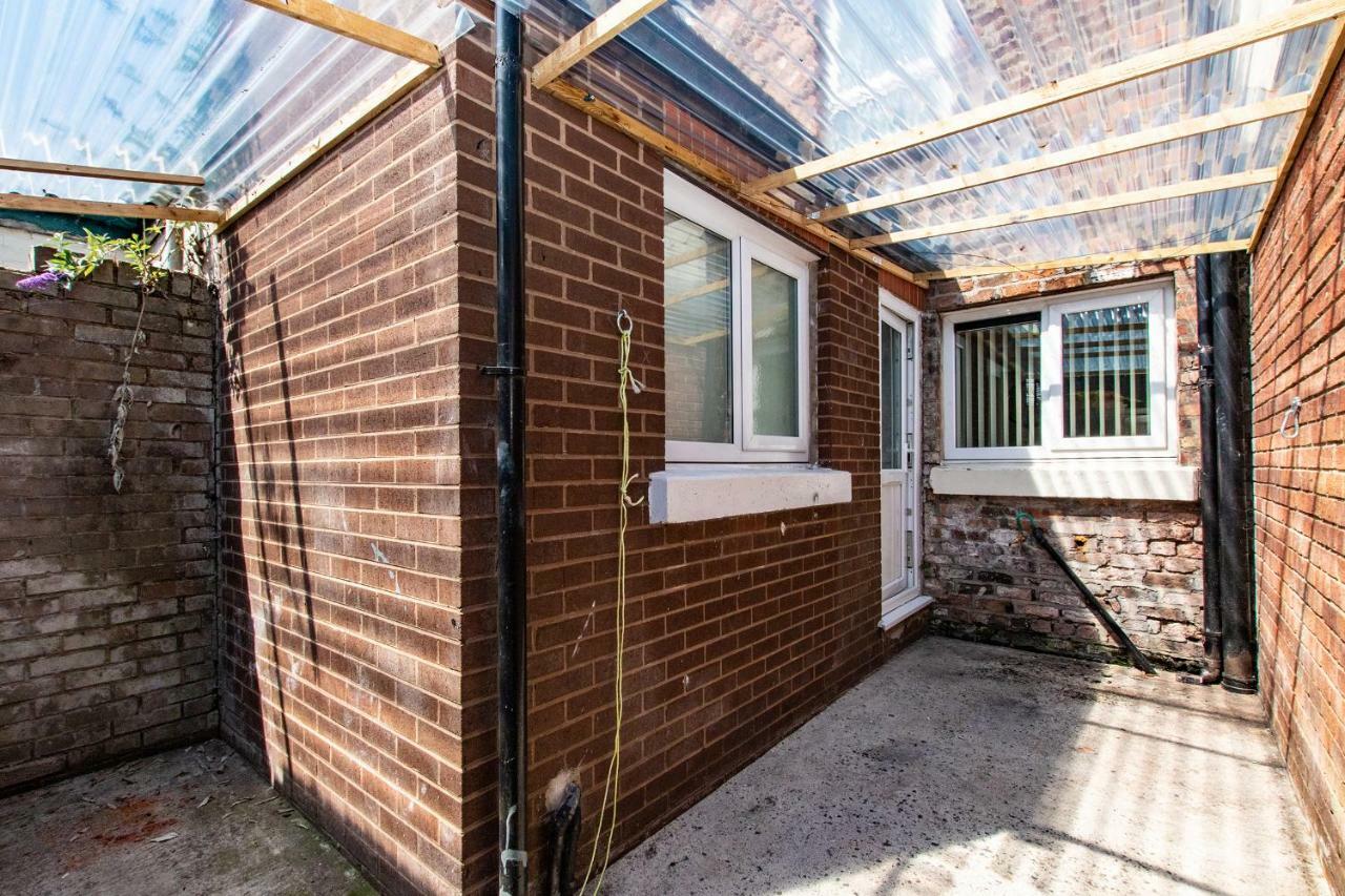 Cosy Anfield Guesthouse - Free Parking Liverpool Ngoại thất bức ảnh